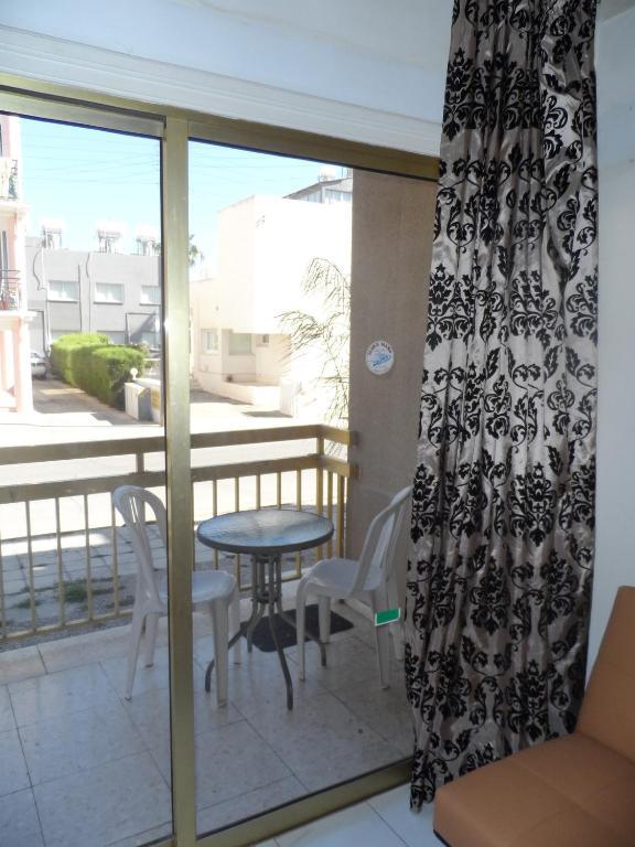 Geotanya Apartments Limassol Room photo